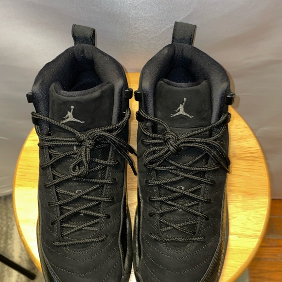 Air Jordan 12 Retro (Black & Pink) - Picture 3 of 8